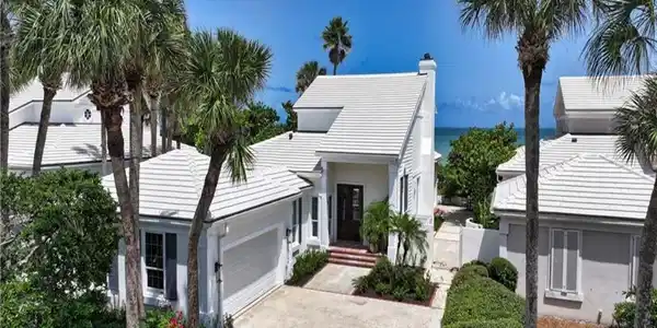 151 S Camelia Court