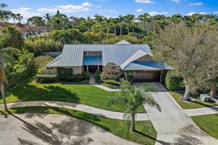139 Pine Hill Trl W