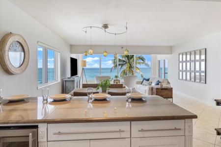 2909 S Ocean Boulevard