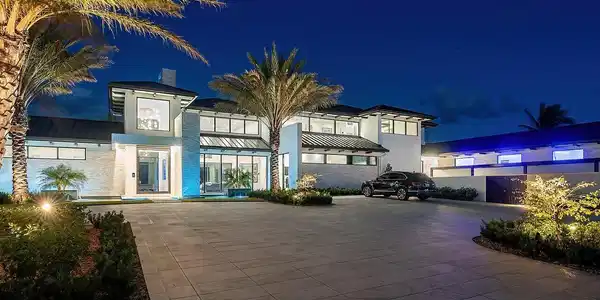 Image 2: 004-3016SoutheastDuneDrive-Stuart-FL-349