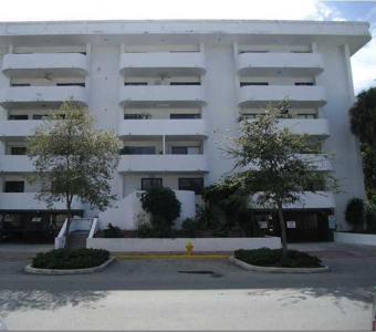 110 S Shore Dr