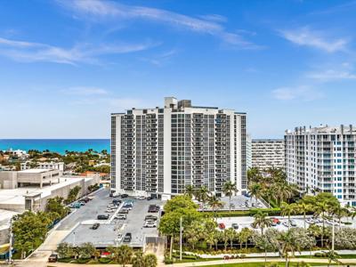 2841 N Ocean Blvd
