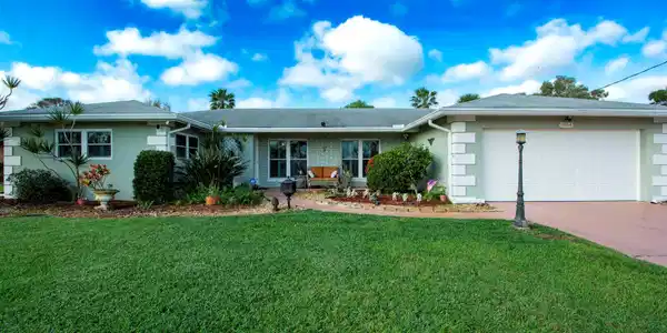 3064 SE Overbrook Drive