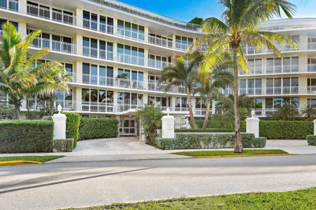 100 Royal Palm Way