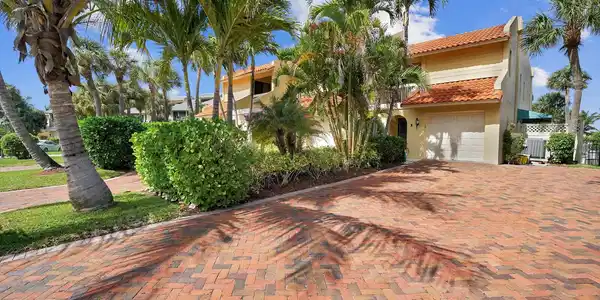 1015 Bel Air Drive