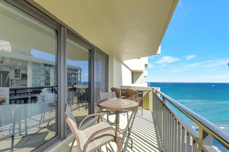 5460 N Ocean Drive