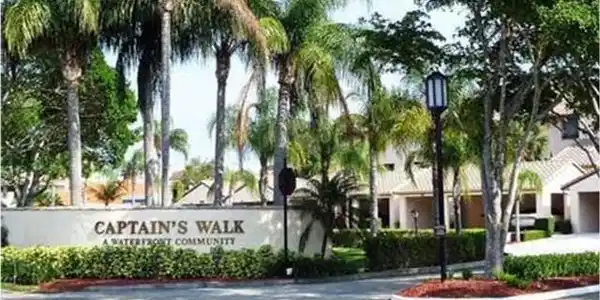 210 Captains Walk