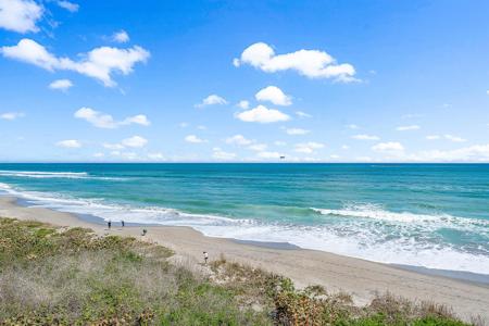 840 Ocean Drive