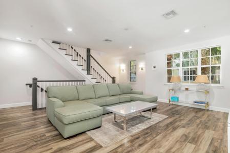 344 N Bromeliad