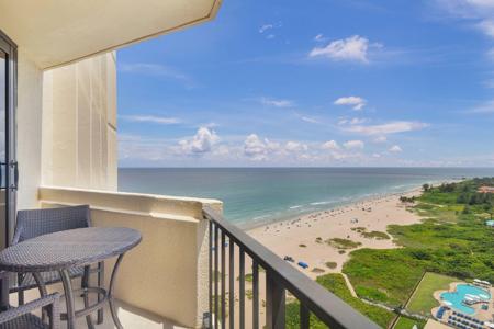 2800 N Ocean Drive