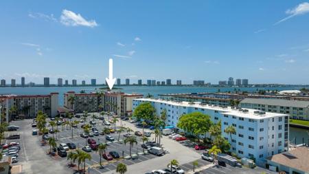100 Paradise Harbour Boulevard