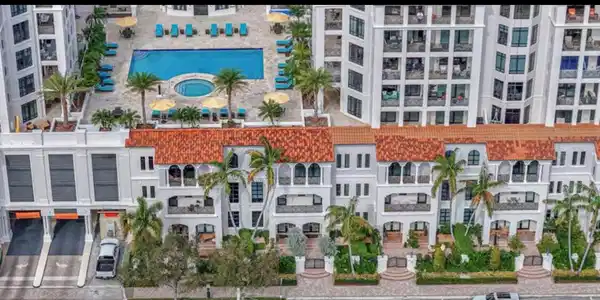 200 E Palmetto Park Road