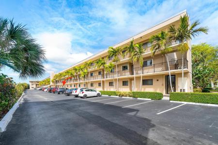 3605 S Ocean Boulevard