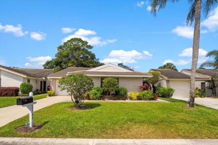 2567 SW Egret Pond Circle