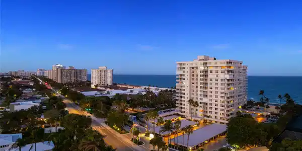 5200 N Ocean Blvd