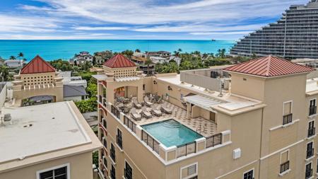 2409 N Ocean Boulevard