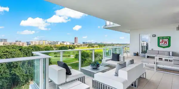 200 SE Mizner Boulevard