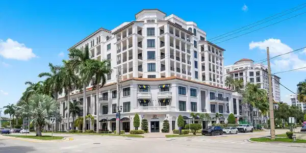 200 E Palmetto Park Road