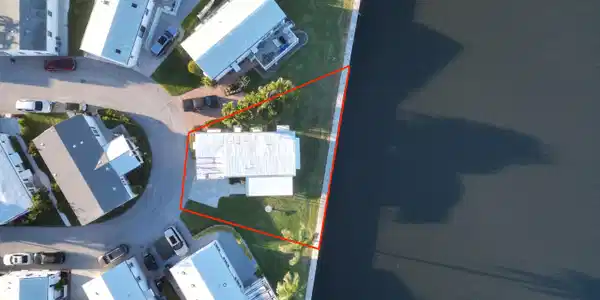 Image 2: 6