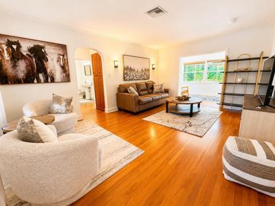 712 SE 11th Court