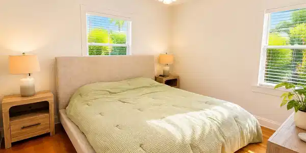 Image 4: 4