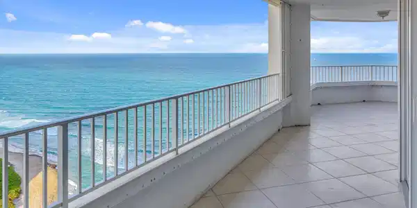 550 S Ocean Boulevard
