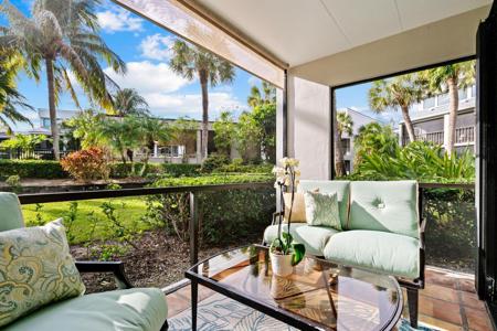 1155 Reef Road
