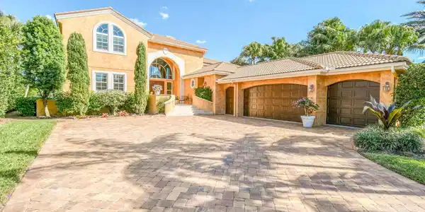 1208 NW Winters Creek Road