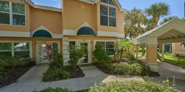 1320 Coral Park Lane Lane