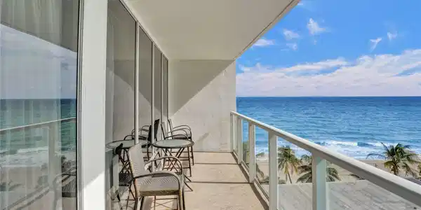 4300 N Ocean Blvd