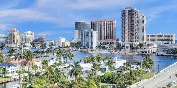 2500 E Las Olas Blvd