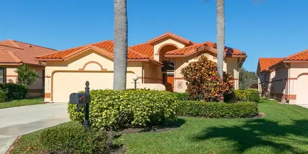 3073 SW Montebello Pl