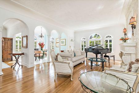 215 Marlborough Road