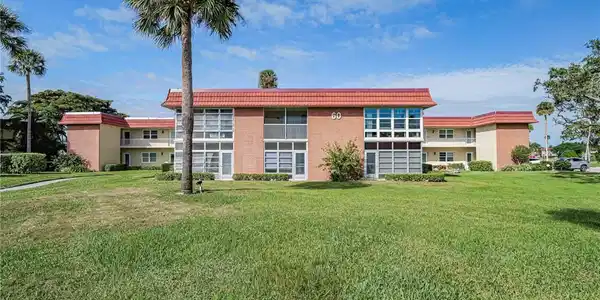 60 Woodland Drive