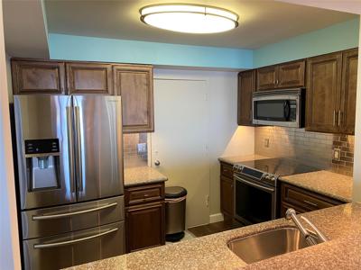 340 Sunset Dr