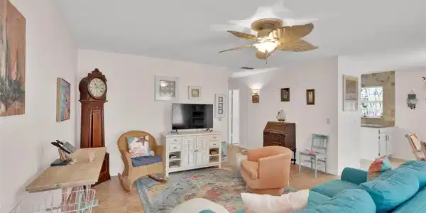 6 Vista Gardens Trl