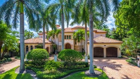 639 Middle River Dr