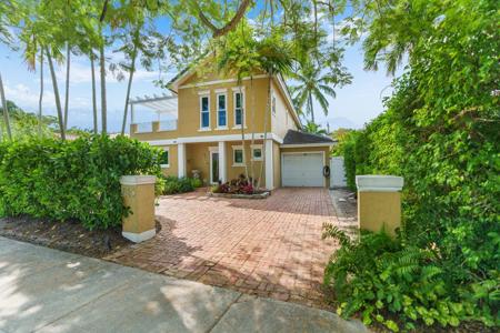 615 N Victoria Park Rd