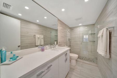 401 Golden Isles Dr