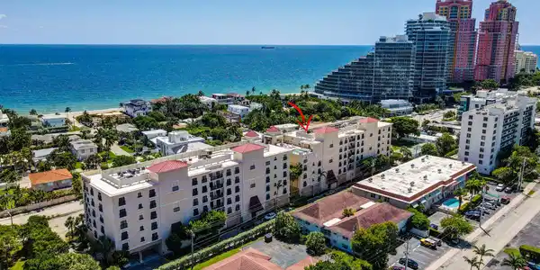 2409 N Ocean Boulevard