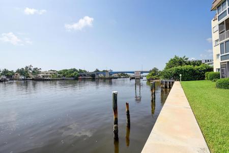 646 Snug Harbor Drive
