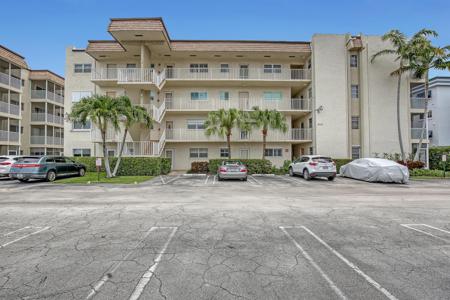 646 Snug Harbor Drive