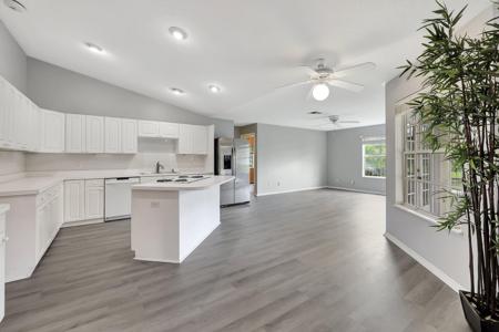 1192 SW Elm Grove Court