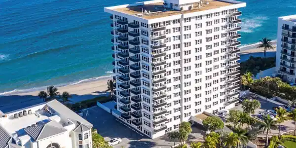 2066 N Ocean Boulevard