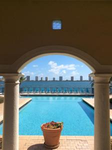 1115 Lake Shore Drive