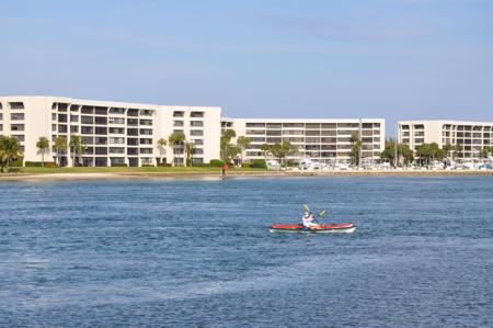1542 Jupiter Cove Drive