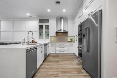 248 E Boca Raton Road