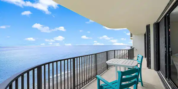 400 Beach Road