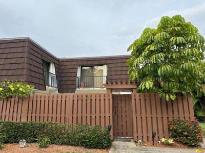 5682 SE Riverboat Drive