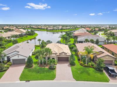 304 SE Courances Drive